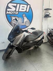 Yamaha X-Max 300