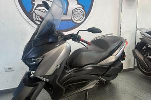 Yamaha X-Max 300