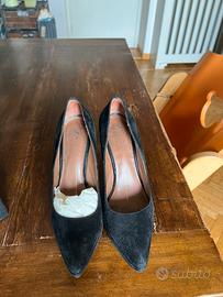 Bellissime decollete nere lola cruz