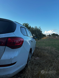 Opel astra leggere bene