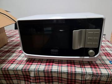 Forno a microonde De’Longhi MW20G 20L bianco