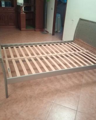 Struttura letto matrimoniale Ikea Sultan Mane