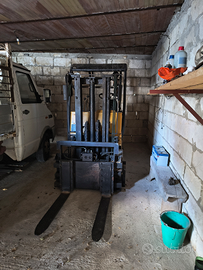 Permuto muletto con miniescavatore