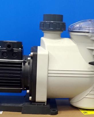 Pompa Piscina "Carrera"  1,5 HP - 220v.