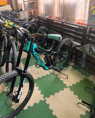 Norco aurum 2019 carbon bici dh