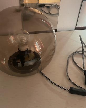 Due Lampade da comodino e con pulsante a piede