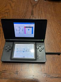 Nintendo DS Lite