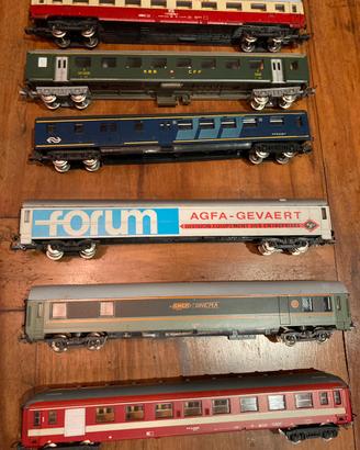 Lima HO 6 vagoni  anni 70