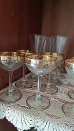 Set Calici Vintage con Filetto Dorato