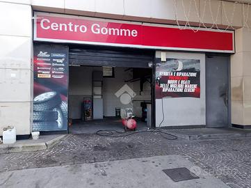 NEGOZIO A SAN SEBASTIANO AL VESUVIO