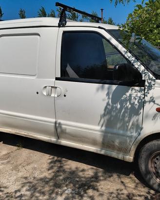 Furgone Nissan Vanette