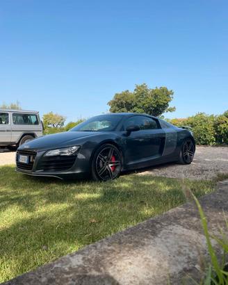 Audi r8 4.2 420 CV strafull