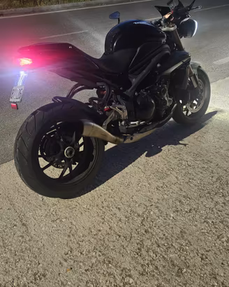 Speed Triple 1050