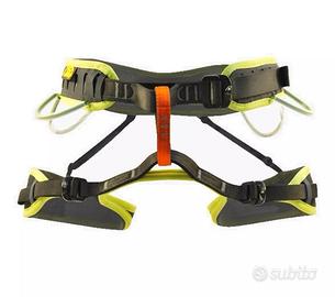 Imrbago arrampicata ferrata Kong,