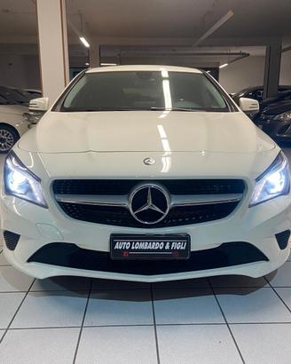 Mercedes-benz CLA 220 d Automatic Sport Shooting B