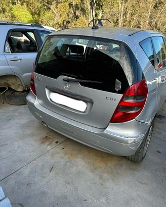 RICAMBI PER MECEDES CLASSE A180 2005’