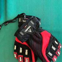 Guanti da snowboard Level rosso/nero