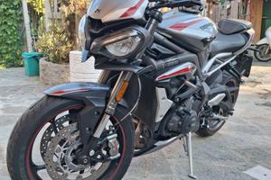 Triumph Street triple 765 RS