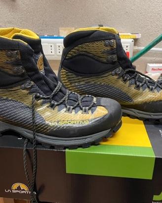 Scarponi trango trek gtx la sportiva