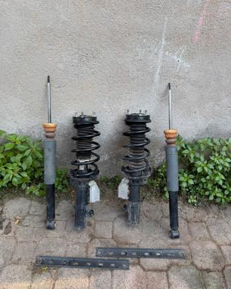 Assetto originale completo ford fiesta st mk7 2015