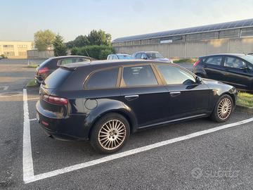 Alfa 159  jtdm 1.9 150cv