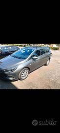 Opel Astra sportstourer 