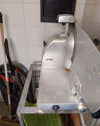 Affettatrice professionale