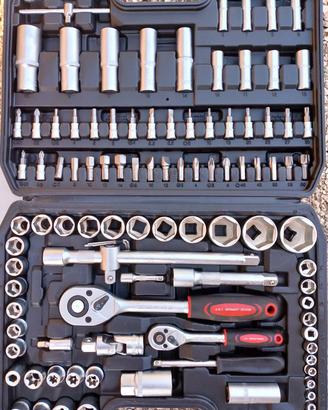 Cassetta attrezzi nuova