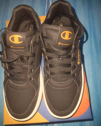 Scarpe nere Champion n°40