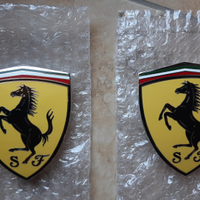 Scudetti ferrari originali made in italy