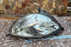 Auto Faro Proiettore Toyota Yaris Verso Fanale Sx