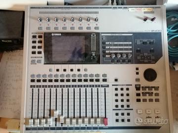 mixer Yamaha AW 2400 Professional da studio