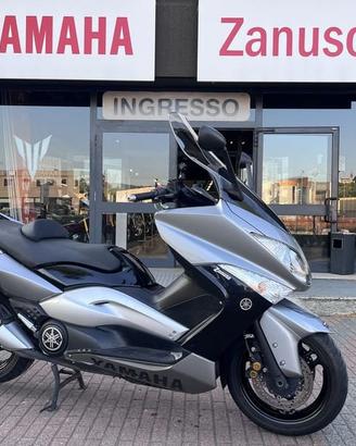 Yamaha T Max