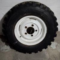 Ruota Land Rover Defender 16 pollici.