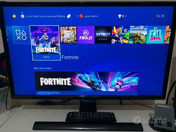 PS4 500GB con Monitor Samsung e kit gaming