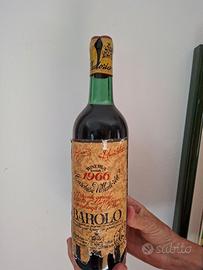 Bottiglia vino Barolo anno 1966
