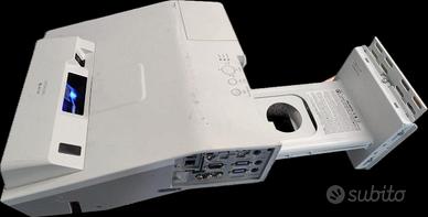 Proiettore Ottica Ultra Corta Hitachi CP-TW3005
