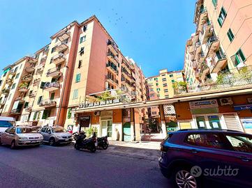 3 LOCALI A NAPOLI