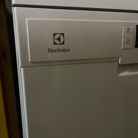 Lavastoviglie Electrolux