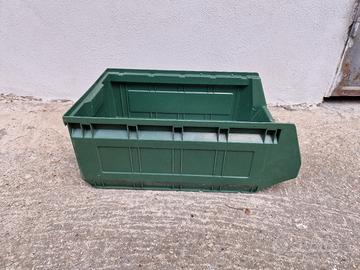 Cassetta bocca di lupo