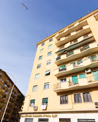 3 LOCALI A ROMA