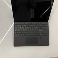 Surface Pro 9 i5, 16GB RAM, 256GB SSD + Tastiera