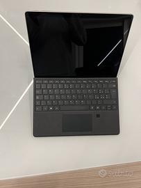 Surface Pro 9 i5, 16GB RAM, 256GB SSD + Tastiera