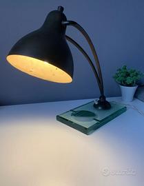 Lampada da scrivania design vintage