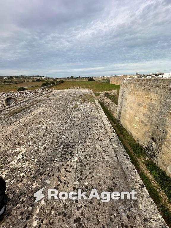 Rustico / Casale di 440 m² a Patù - Vista 5