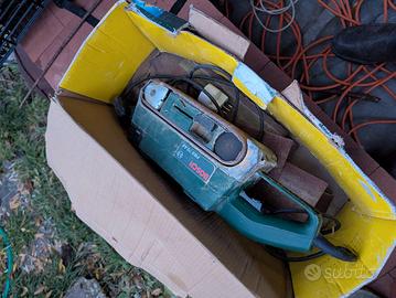 Levigatrice a nastro Bosch