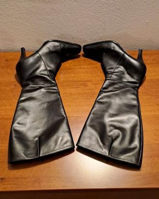 Stivali marca Scalzotto taglia 37