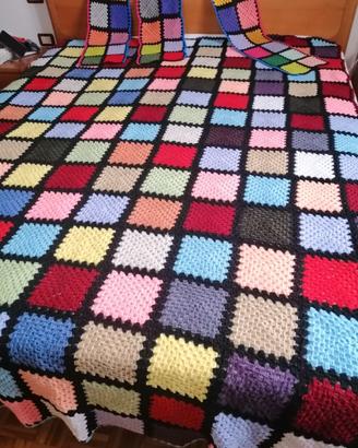 coperta in lana fatta a mano
