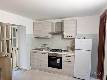 Miniappartamento con giardino- Pietrastornina (Av)