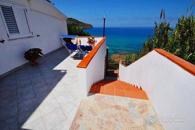 Bilocale Palinuro Centro direttamente sul Mare